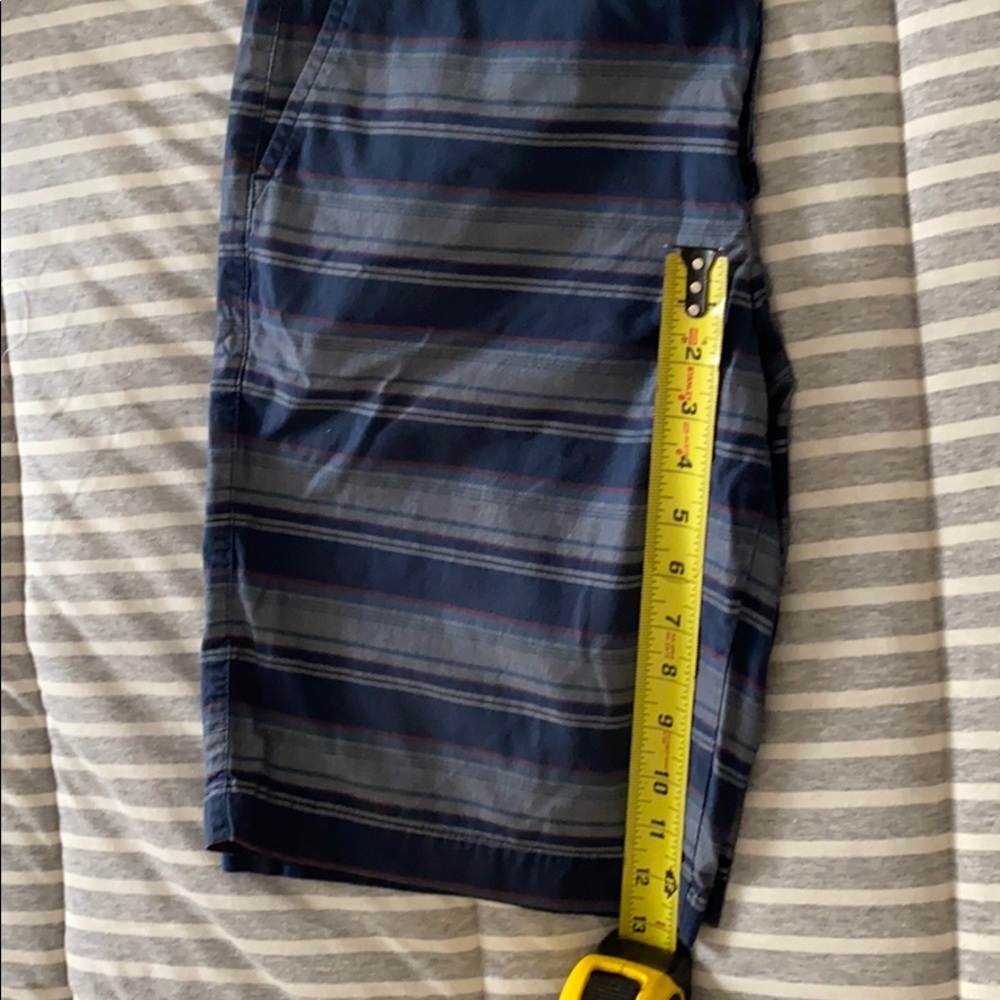 Shorts - Picture 3 of 3